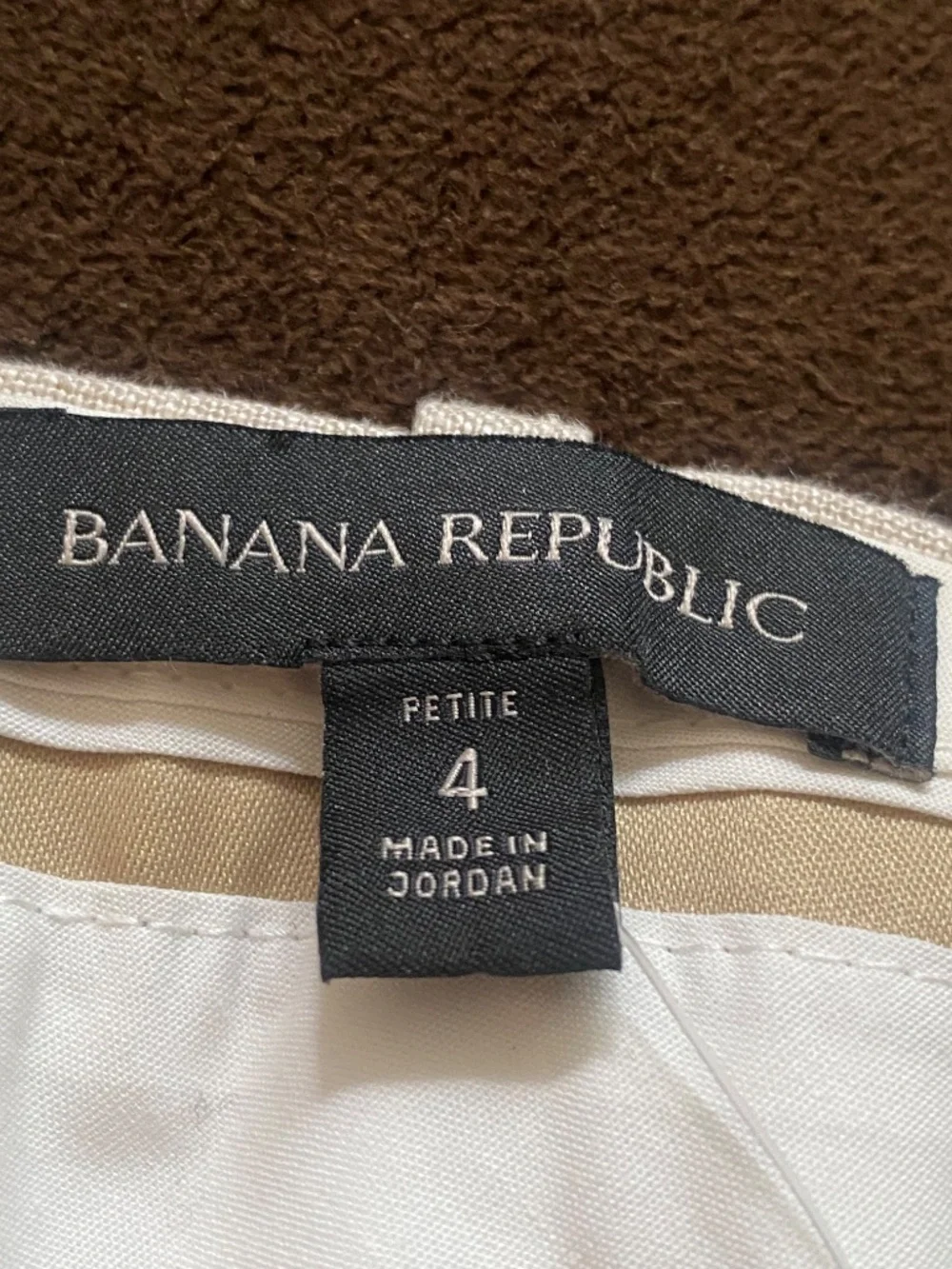 Women’s Off-White (pleated) Linen Slacks